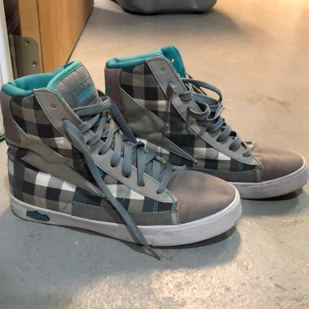 Punkrose hightops